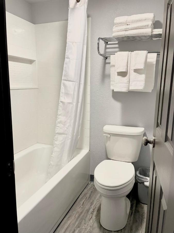 Schmidt'S Creek Hotel Osage Beach Esterno foto